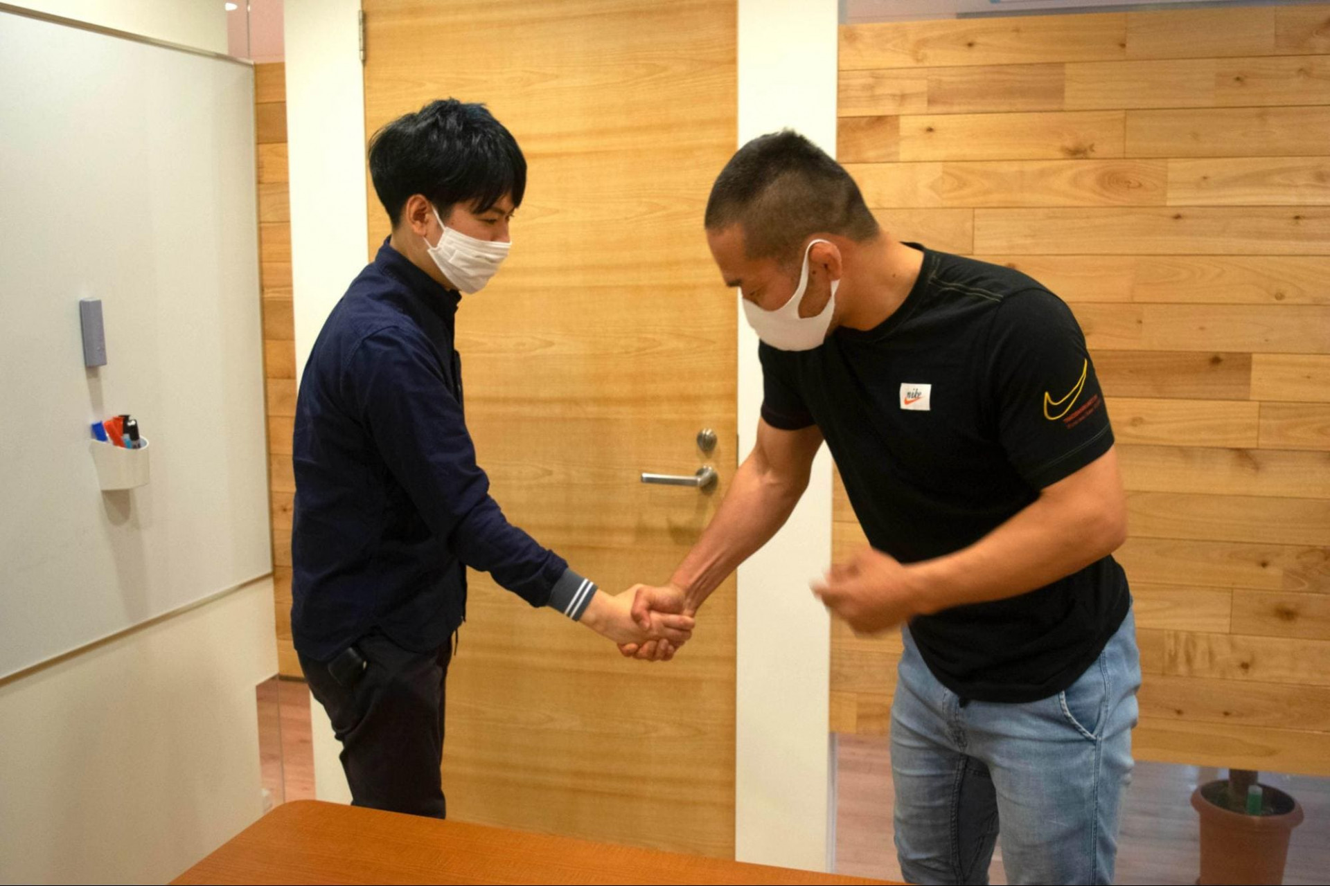 ホントは深い 亀仙人の言葉 ドラゴンボールに流れる 武道の精神 を現役格闘家が解説してみた 公式 ドラゴンボールオフィシャルサイト ホントは深い 亀仙人の言葉 ドラゴンボールに流れる 武道の精神 を現役格闘家が解説してみた 公式 ドラゴンボールオフィシャルサイト